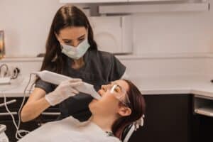 intraoral scanner